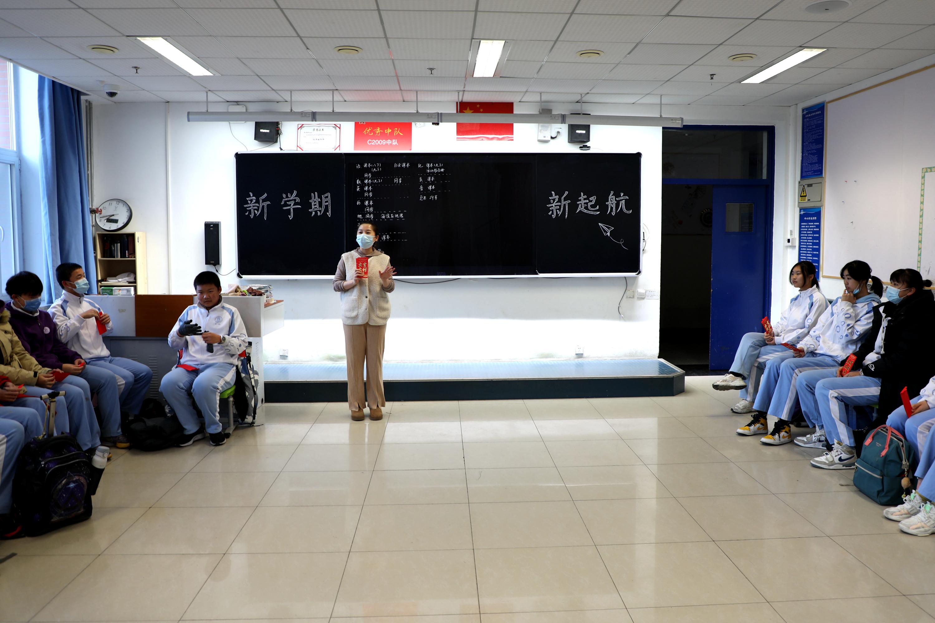 窗明几净,开启新学期1.jpg