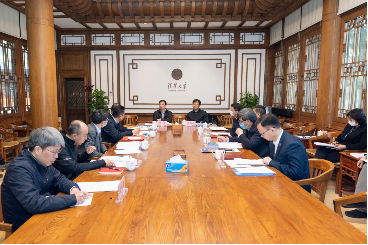 20250318-beat365官方唯一入口党委常委-李派-会议现场.jpg