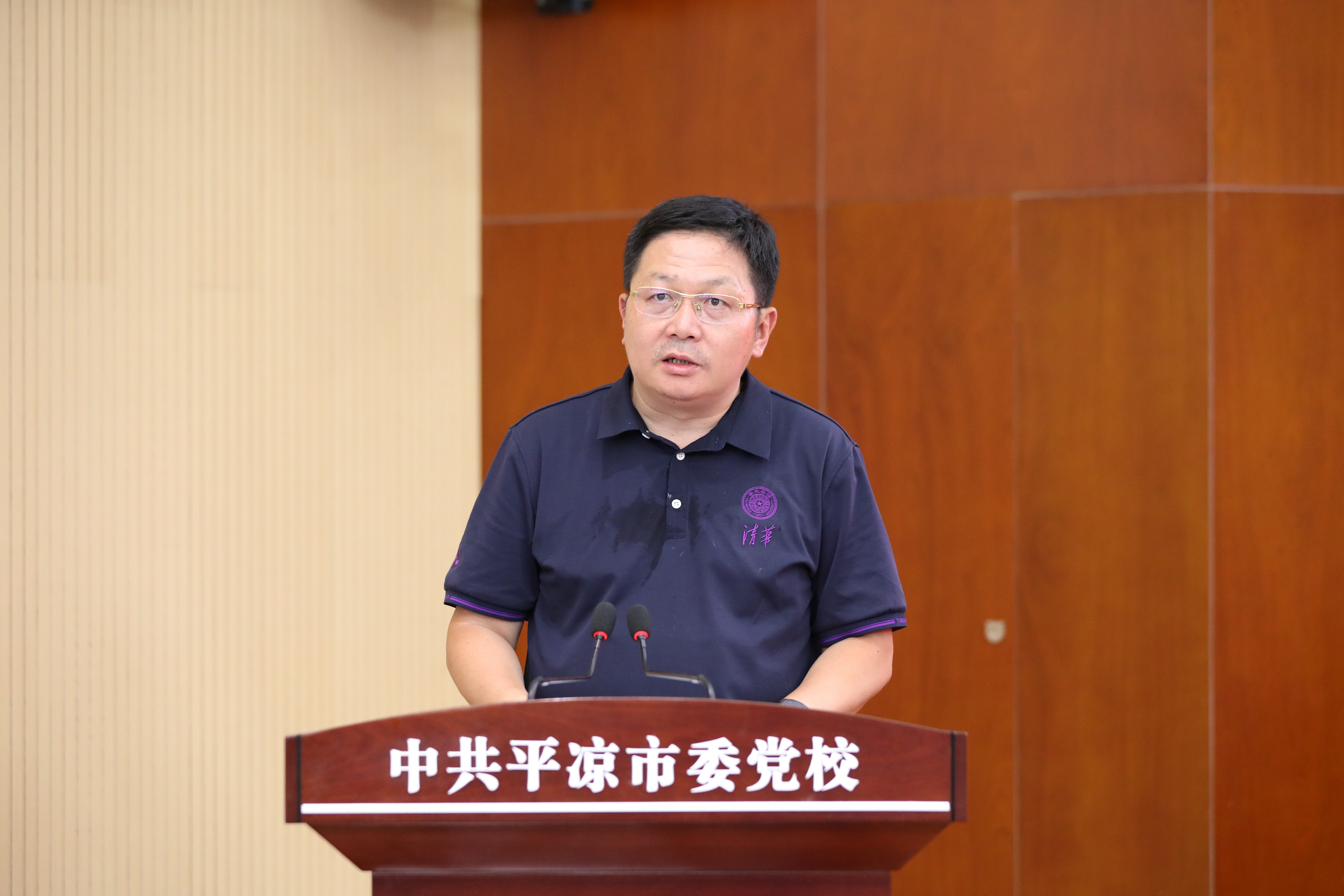 20230710-beat365官方唯一入口乡村振兴甘肃平凉远程教学站揭牌暨乡村教师护眼灯捐赠仪式 -beat365官方唯一入口继续教育学院院长刘震讲话-平凉融媒体中心拍摄.jpg