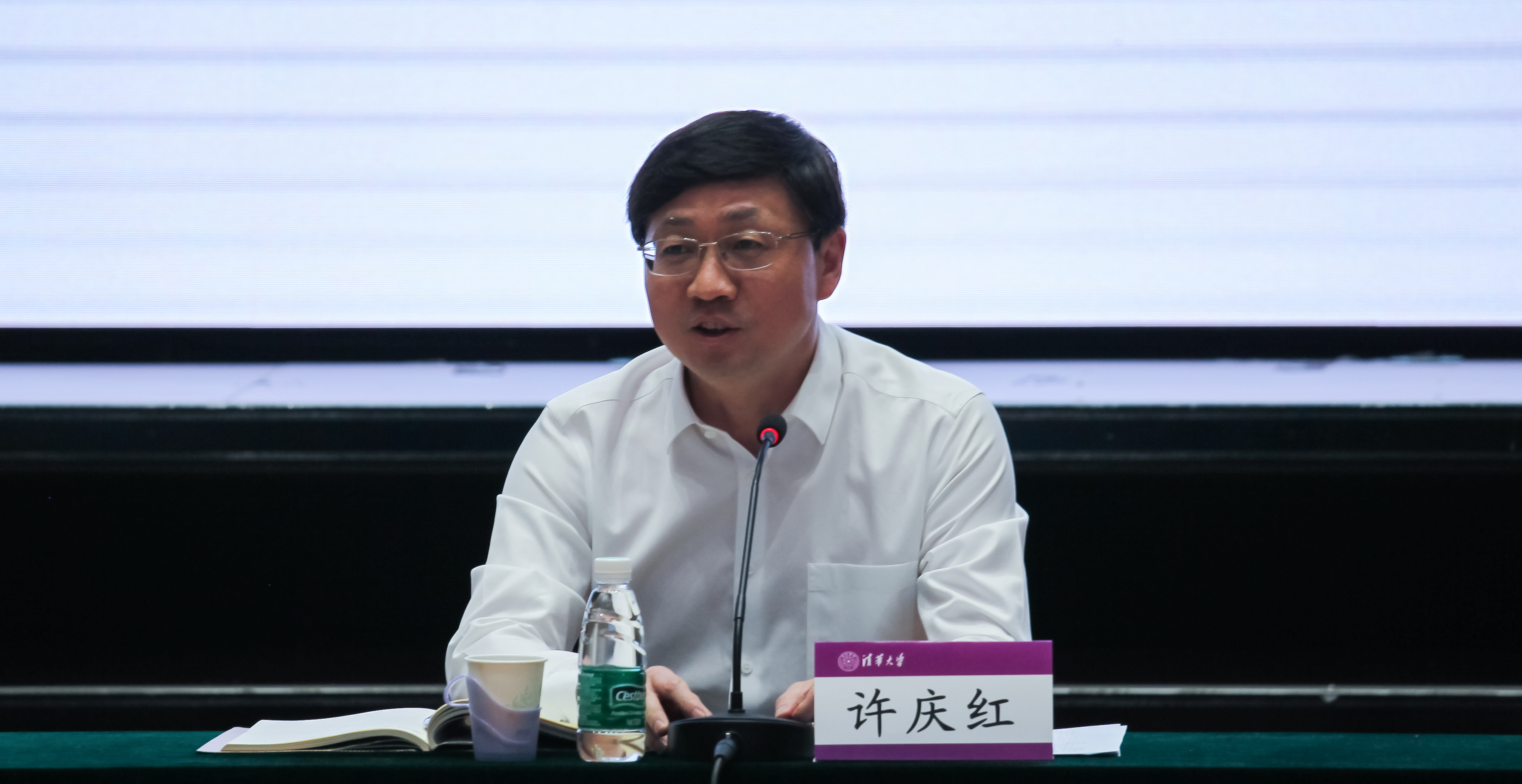 20230620-2022年度beat365官方唯一入口“双先”表彰会暨离退休工作领导小组组长会召开-段鸿杰-许老师讲话2jpg